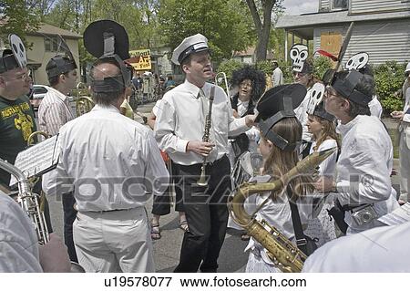 Stock Photo - band, giving, instructions, minute, last, director. Fotosearch