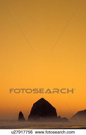 coastline, morning, oregon, sunrise, travel, clatsop View Large Photo Image Stock Photograph - coastline, morning, oregon, sunrise, travel, clatsop. Fotosearch