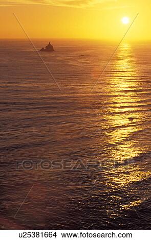 coastline, sunset, ocean, ecola, vast, sunshine View Large Photo Image Picture - coastline, sunset, ocean, ecola, vast, sunshine. Fotosearch