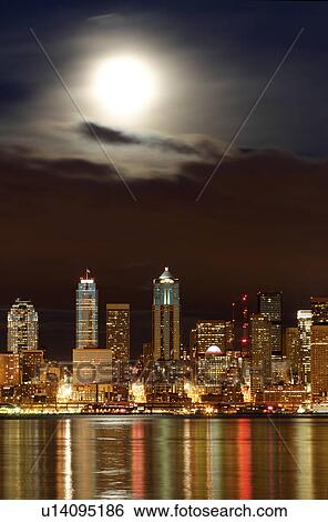 Stock Photograph - elliot, skyline, reflecting, moon, full, seattle. Fotosearch