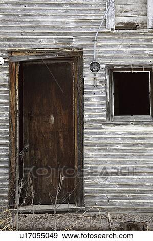 Stock Photo - pioneer, winter, house, abandoned. Fotosearch