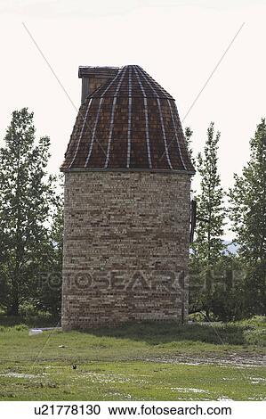 Stock Image - saskatchewan, stone, scenic, building, farm, circular. Fotosearch