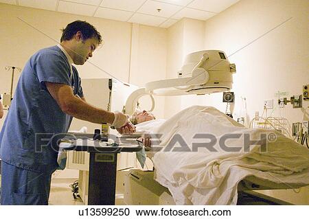 Stock Image - scan, radioactive, iminodiacetic, hydroxy, hida, injection. Fotosearch
