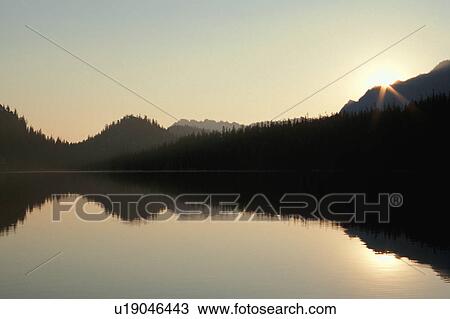 Stock Image - washington, morning, cascade, snow, reflective, basin. Fotosearch