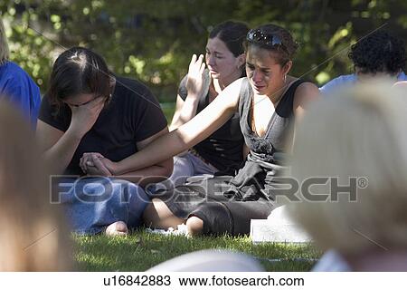 Stock Image - wisconsin, daughters, mckinley, funeral, mothers, mourning. Fotosearch