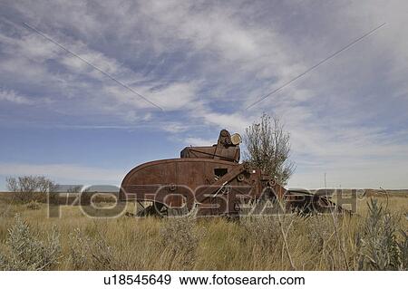 appelle, combine, qu, away, rusting, old View Large Photo Image Stock Photo - appelle, combine, qu, away, rusting, old. Fotosearch