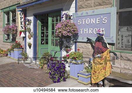 Picture - bayfield, front, boutique, throw, stones, mannequin. Fotosearch