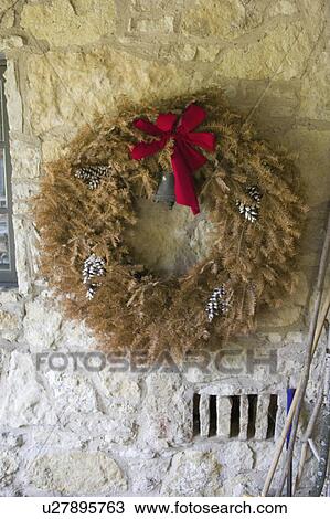 Stock Image - forgotten, dried, wreath, christmas, up, beautiful. Fotosearch