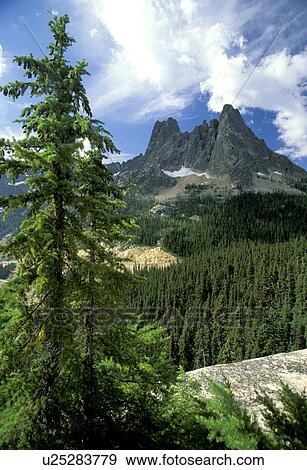 Stock Photo - north, usa, okanogan, group, scenic, summit. Fotosearch