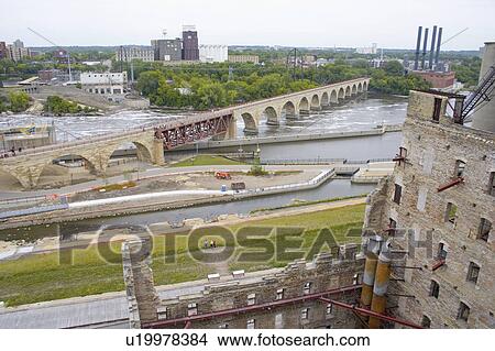river, arch, stone, flows, mississippi View Large Photo Image Picture - river, arch, stone, flows, mississippi. Fotosearch