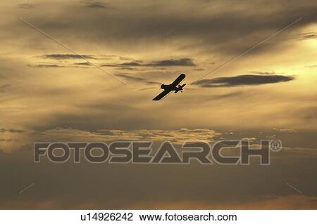 Stock Image - saskatchewan, duster, scenic, turn, making, crop. Fotosearch