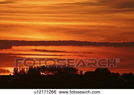 Stock Photograph - saskatchewan, prairie, southern, scenic, sunset, gorgeous. Fotosearch