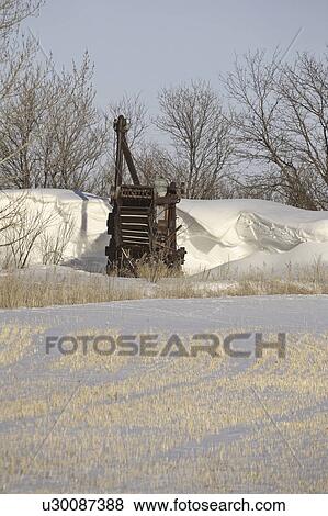 scenic, machinery, drifts, snow, large, unidentified View Large Photo Image Stock Photo - scenic, machinery, drifts, snow, large, unidentified. Fotosearch