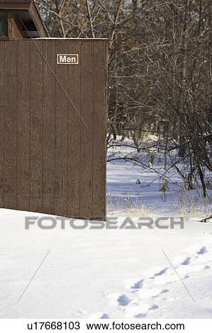 Stock Image - tracks, outhouse, leading, snow, foot. Fotosearch