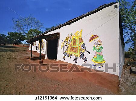 umbrella, painting, king, elephant, wall, painted View Large Photo Image Picture - umbrella, painting, king, elephant, wall, painted. Fotosearch