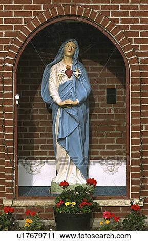 usa, virgin, minnesota, brandon, mary, statue View Large Photo Image Stock Image - usa, virgin, minnesota, brandon, mary, statue. Fotosearch