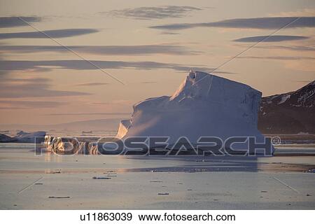 Icebergs and bergy bits floating in the Weddell Sea in and around the Antarctic Peninsula during the summer months. View Large Photo Image Stock Photo - Icebergs and bergy bits floating in the Weddell Sea in and around the Antarctic Peninsula during the summer months.. Fotosearch