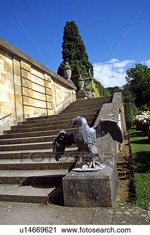Blenheim Palace, Woodstock, near Oxford, Oxfordshire, England. Eagle statue at foot of steps in lower water terrace. View Large Photo Image Stock Image - Blenheim Palace, Woodstock, near Oxford, Oxfordshire, England. Eagle statue at foot of steps in lower water terrace.. Fotosearch