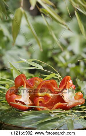 Stock Image - orange, hr 871, outside, still-life, fruit, green, food. Fotosearch
