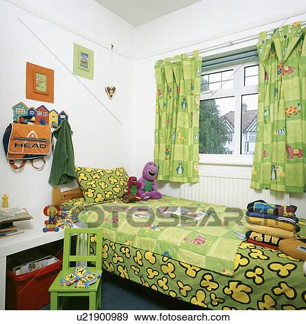 Patterned Green Duvet And Curtains In Child S Bedroom With Green