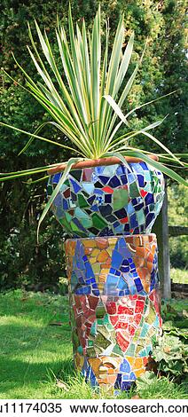 Stock Photography - containers, gardens. Fotosearch