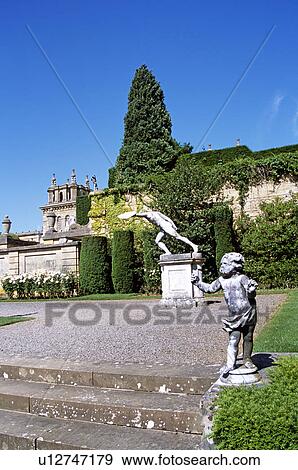 Blenheim Palace, Woodstock, near Oxford, Oxfordshire, England. Statues in lower water terrace. View Large Photo Image Stock Photo - Blenheim Palace, Woodstock, near Oxford, Oxfordshire, England. Statues in lower water terrace.. Fotosearch