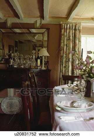 Stock Image - diningrooms, cottage, country, interior. Fotosearch