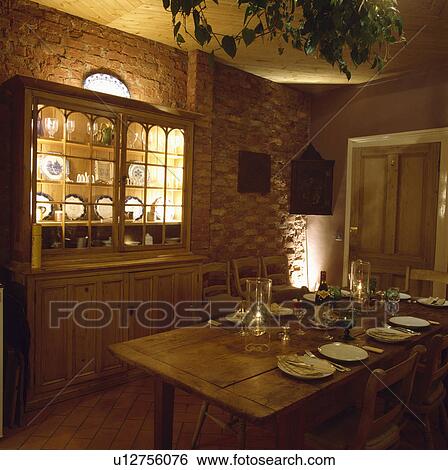 Stock Photograph - traditional, country, diningroom, interior, walls, settings, lighting . Fotosearch