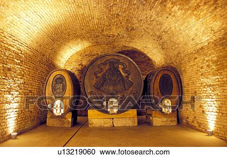 Stock Image -  abstract wine austria vienna cellar champagne. Fotosearch