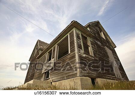 house abandoned old farm in dirt hills deserted View Large Photo Image Stock Photo - house abandoned old farm in dirt hills deserted . Fotosearch