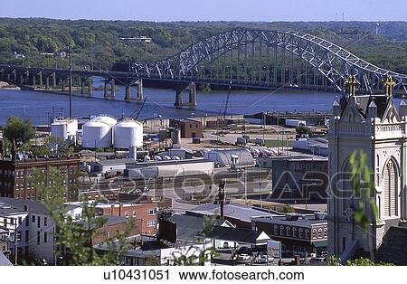 iowa dubuque view fenelon place 2005 area center View Large Photo Image Stock Image - iowa dubuque view fenelon place 2005 area center. Fotosearch