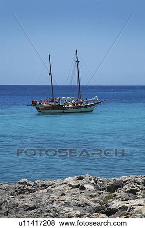 jamaica tourist sailing boat montego bay west View Large Photo Image Stock Photo - jamaica tourist sailing boat montego bay west. Fotosearch