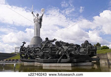 Beruhmte Statue Verteidigung Motherland Kriegsbilder Denkmaler Stock Bild U Fotosearch