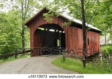 dog house slaughter covered bridge in northfield View Large Photo Image Stock Image - dog house slaughter covered bridge in northfield. Fotosearch