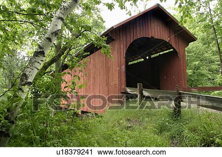 Stock Image -  dog house slaughter covered bridge in northfield. Fotosearch