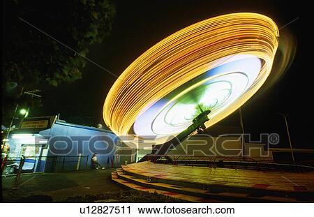 family general submission photos amusement park View Large Photo Image Stock Image - family general submission photos amusement park. Fotosearch