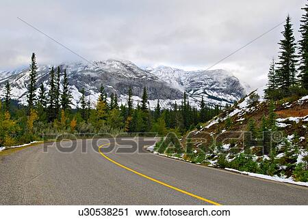 Stock Image -  winter looking east miette hotsprings road foggy. Fotosearch