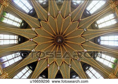 Stock Photograph -  budapest orsz·gh·z parlament parliament imre. Fotosearch