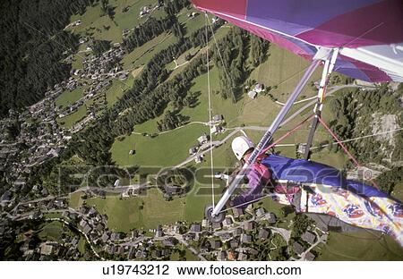 Stock Image -  people sport hang gliding abenteuer activity. Fotosearch
