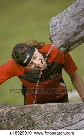 Stock Image -  people sport wandern hiking konzept abenteuer. Fotosearch