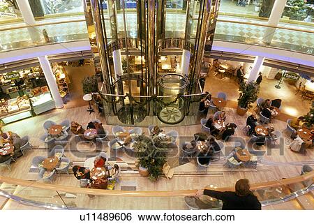 Ringstrassen Galerie christmas shopping wien vienna austria ekz View Large Photo Image Stock Photograph - Ringstrassen Galerie christmas shopping wien vienna austria ekz . Fotosearch