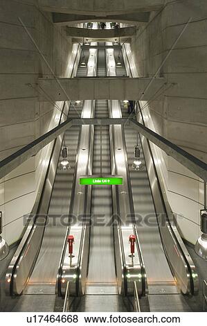 ubahnlinie u2 station architekt gerhard View Large Photo Image Stock Photo - ubahnlinie u2 station architekt gerhard . Fotosearch