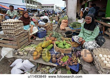 woman women indonesia market traders banda aceh View Large Photo Image Stock Photo - woman women indonesia market traders banda aceh . Fotosearch