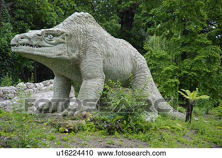 crystal palace megalosaurus