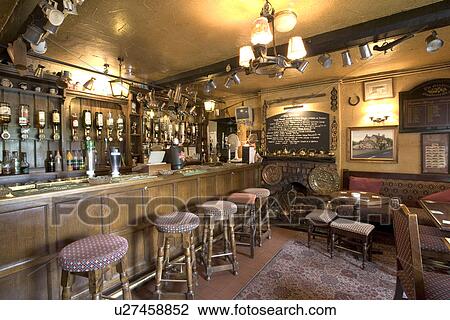 Stock Photo of England, Cheshire, Goostrey, Interior of The Crown Inn ...