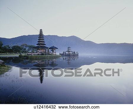 Stock Image - Pura Ulun Danu. Fotosearch