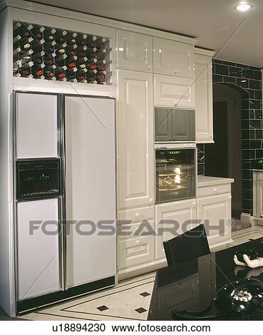 Wein, aufbewahrungsort, oben, groß, weiß, american-style, fridge ... Wein, aufbewahrungsort, oben, groß, weiß, american-style, fridge ...