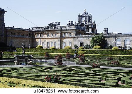Blenheim Palace, Woodstock, near Oxford, Oxfordshire, England. Italian Garden. View Large Photo Image Stock Image - Blenheim Palace, Woodstock, near Oxford, Oxfordshire, England. Italian Garden.. Fotosearch
