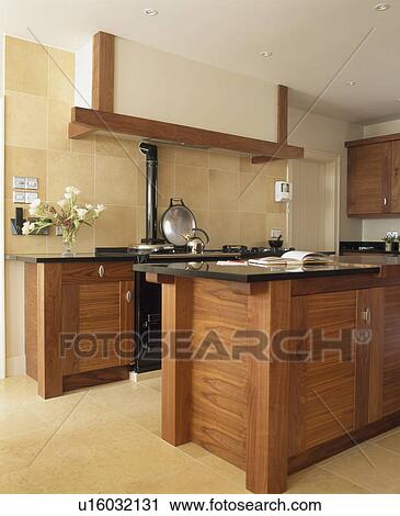 crème travertin tuiles mur et plancher dans moderne