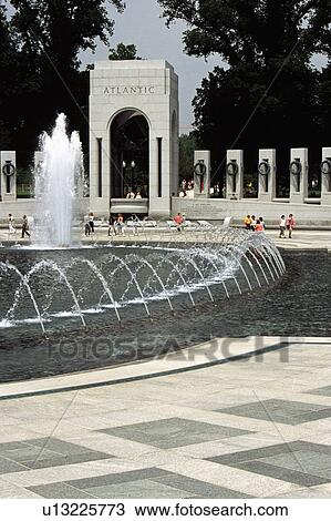Stock Image - Fountains on the lake in front of the Memorial in Washington DC&#10;. Fotosearch